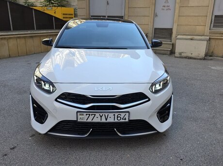 Kia ProCeed 2023