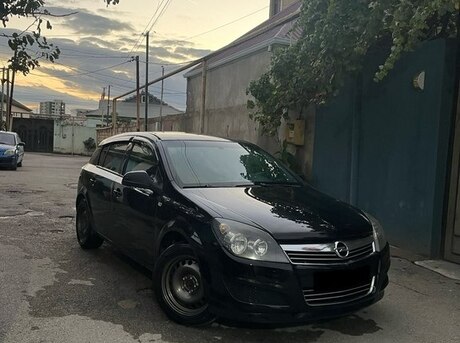 Opel Astra 2010