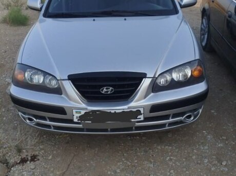 Hyundai Elantra 2004