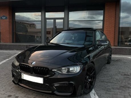 BMW 328 2012