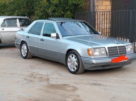 Mercedes 220 E 1993