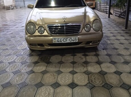 Mercedes E 270 2001