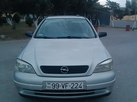Opel Astra 2005