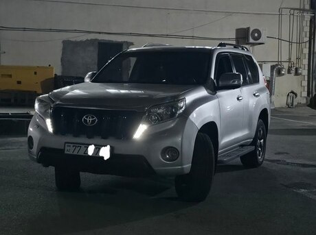 Toyota Land Cruiser Prado 2010