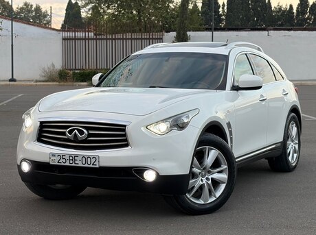 Infiniti FX37 2013