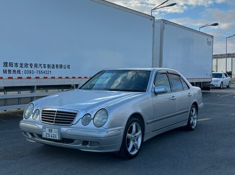 Mercedes E 240 2000