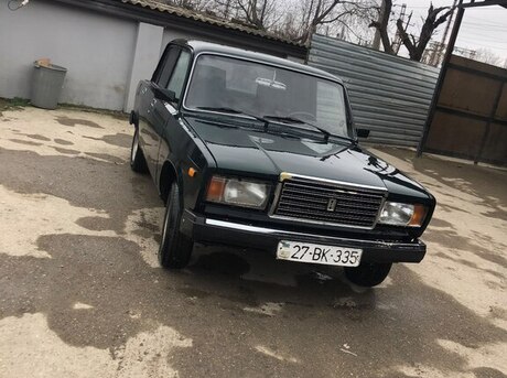 LADA (VAZ) 2107 2001