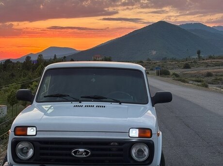 LADA (VAZ) Niva 2006