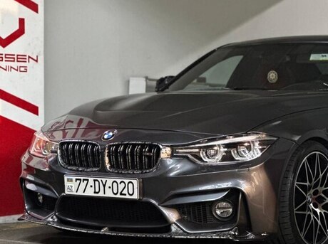BMW 330 2018
