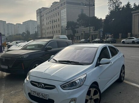 Hyundai Accent 2014