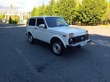 LADA (VAZ) Niva 2014