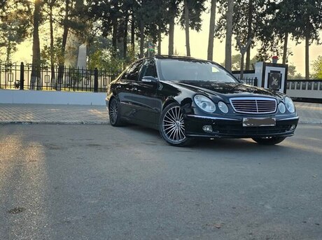 Mercedes E 320 2003
