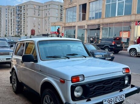 LADA (VAZ) Niva 2012