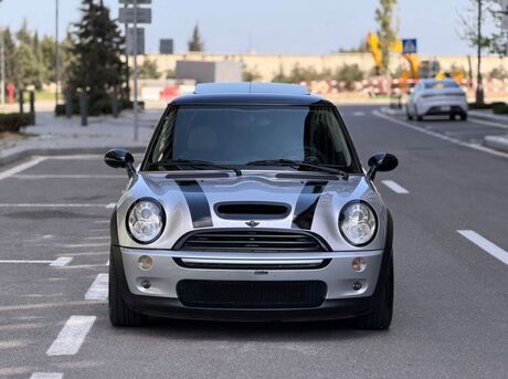 Mini  2005