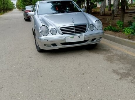 Mercedes E 320 2000