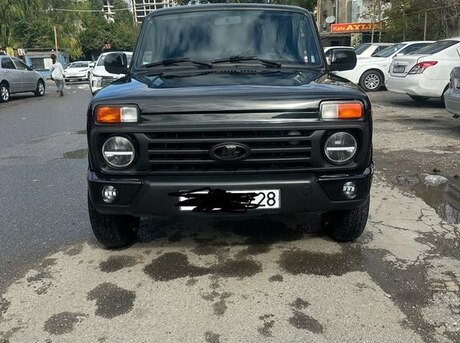 LADA (VAZ) Niva 2021