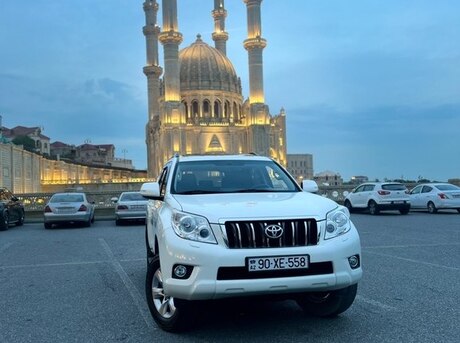 Toyota Land Cruiser Prado 2010