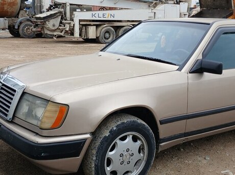 Mercedes  1988