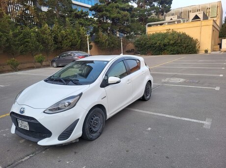 Toyota Aqua 2019