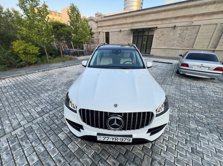 Mercedes GLS 450 4MATIC 2022