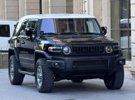 Toyota FJ Cruiser 2013