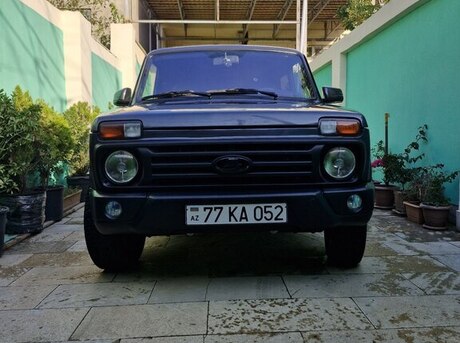 LADA (VAZ) Niva 2016