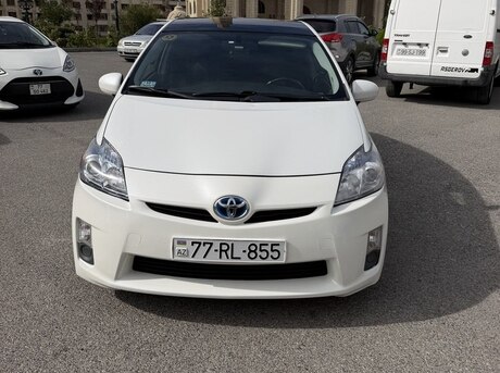 Toyota Prius 2011