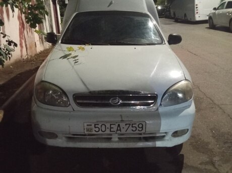 Daewoo Lanos 2012