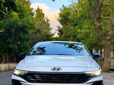 Hyundai Elantra 2026