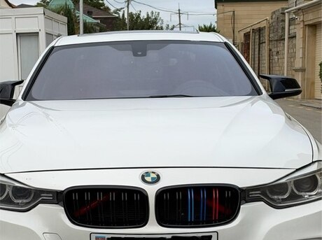 BMW 328 2015