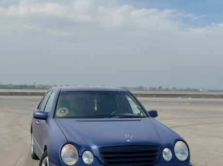 Mercedes E 270 2000