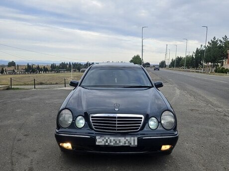 Mercedes E 220 1999