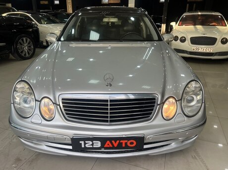 Mercedes E 240 2002