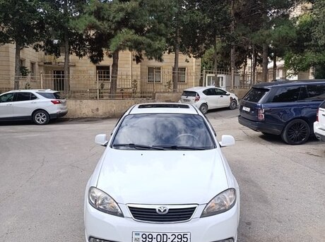 Daewoo Gentra 2014