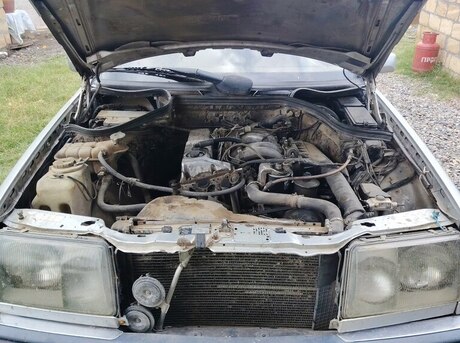 Mercedes  1992
