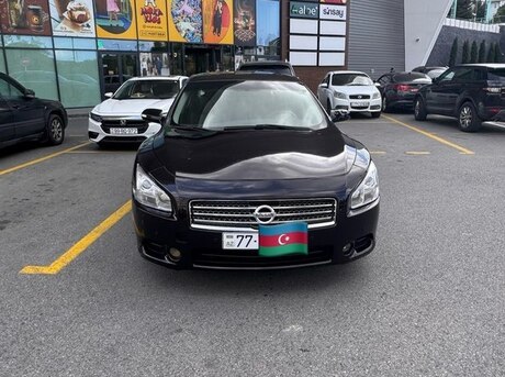 Nissan Maxima 2012