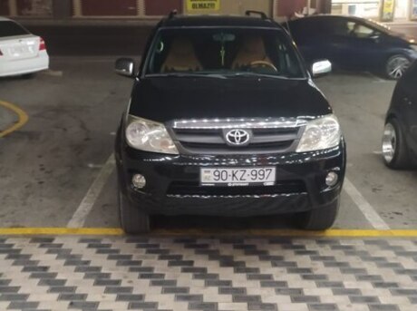 Toyota Fortuner 2006