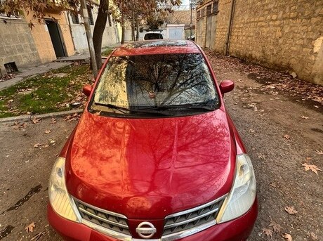 Nissan Tiida 2008