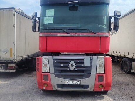 Renault Magnum 2012