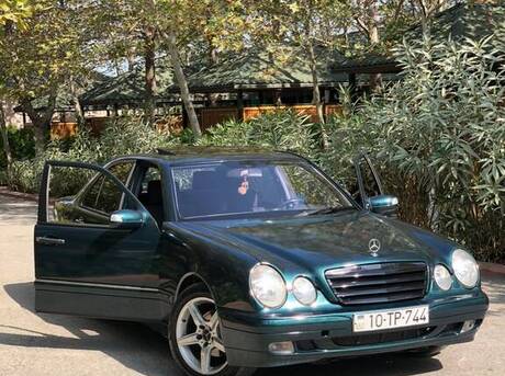 Mercedes E 200 2000