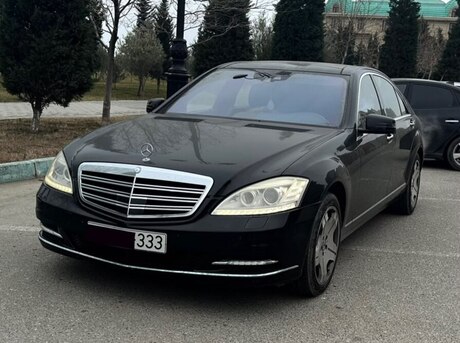 Mercedes S 500 4MATIC 2010