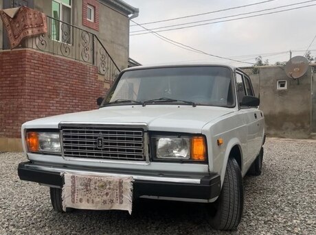 LADA (VAZ) 2107 2005