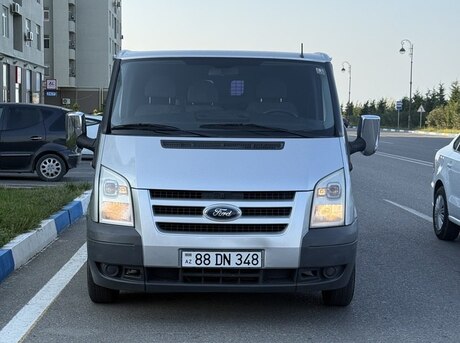 Ford Transit 2011