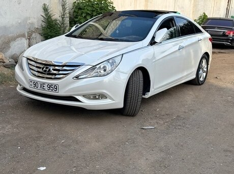 Hyundai Sonata 2010