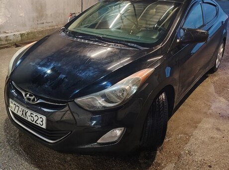 Hyundai Elantra 2013