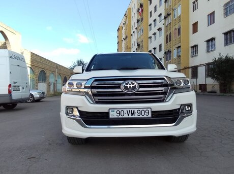 Toyota Land Cruiser 2013