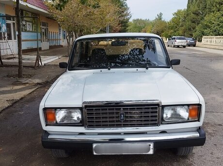 LADA (VAZ) 2107 2010