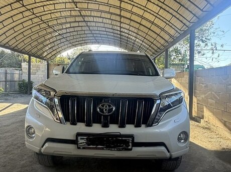 Toyota Land Cruiser Prado 2014
