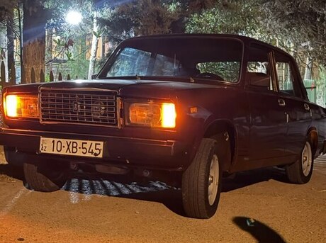 LADA (VAZ) 2107 2005