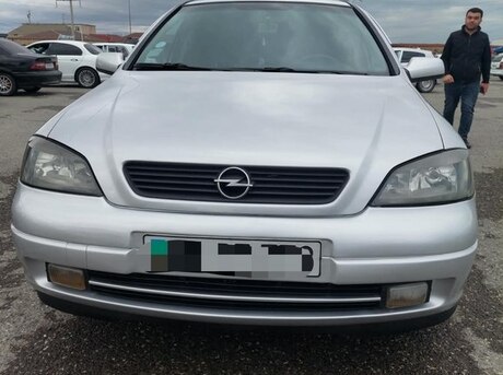 Opel Astra 2003